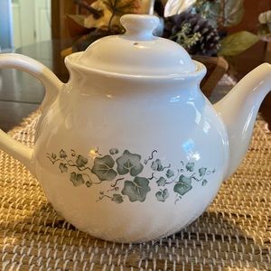 CORELLE Callaway Tea Pot